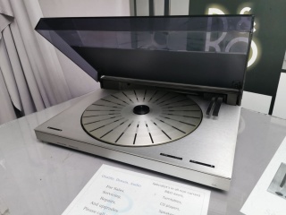 BEOGRAM 5005 TURNTABLE